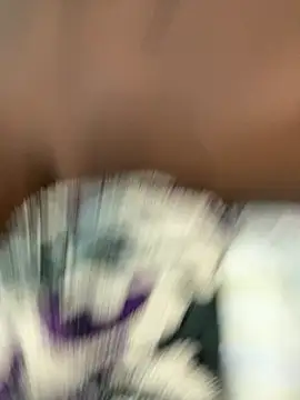 tai011 online show from February 10, 1:04 pm