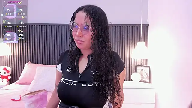 Lena Ricci online show from June 13, 3:59 am
