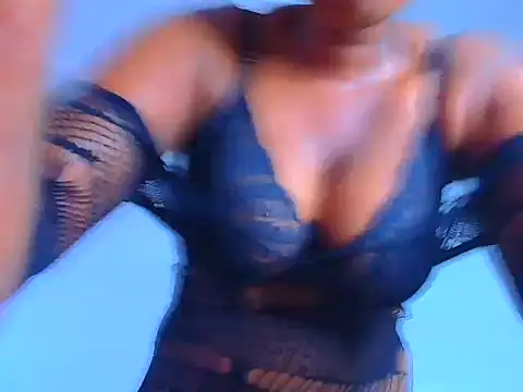 CreamyCurves online show from March 12, 10:54 am