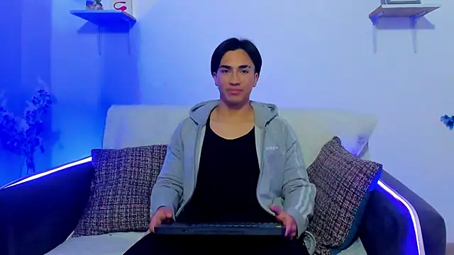 Camilo cum  online show from February 5, 1:38 pm