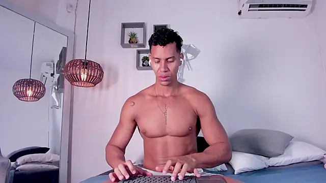 Royland Vega online show from February 6, 2:53 pm