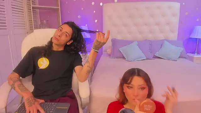 Goldentemptation  online show from February 28, 7:48 pm