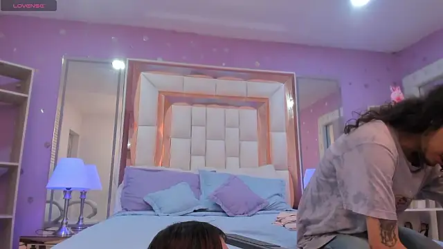 Goldentemptation  online show from March 26, 7:52 pm