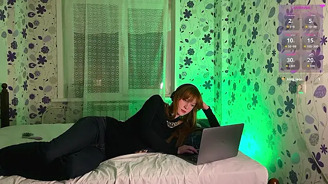 MariluMichon online show from February 12, 3:51 pm