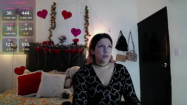 Sharma Amayra online show from February 21, 7:26 pm