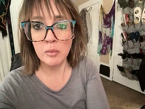 Snapshot of BrookiesLife chatting on February 16, 7:54 pm BrookiesLife online show from February 16, 7:54 pm