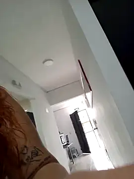 -Serena  online show from March 25, 1:28 pm