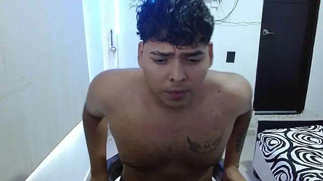 badboyhot010 online show from February 4, 6:14 pm