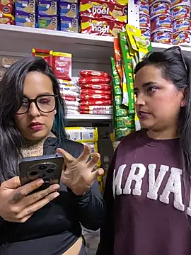 Annie Alicee online show from July 18, 12:15 am