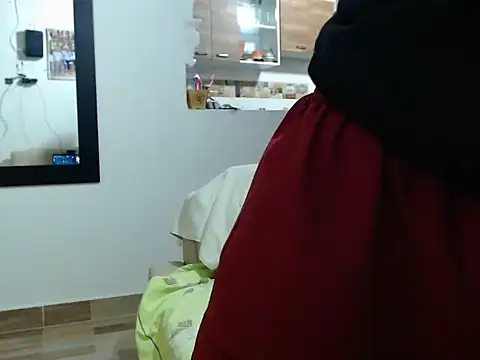 waner thom online show from February 10, 5:22 am