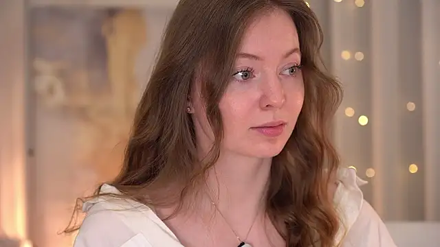 Snapshot of moan_elisa chatting on March 8, 11:30 pm moan elisa online show from March 8, 11:30 pm