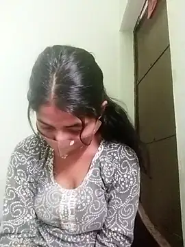 Kitti-Sharma online show from March 25, 8:42 am