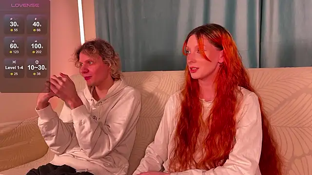 Snapshot of EternalDream_ chatting on March 7, 1:24 am EternalDream online show from March 7, 1:24 am