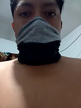 Snapshot of Alansmenxxx chatting on April 5, 10:56 am Alansmenxxx online show from April 5, 10:56 am