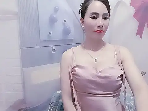 Hello-Kitty001 online show from March 26, 1:49 pm