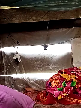 Snapshot of Bigboob_pussyxx chatting on March 8, 3:32 am Bigboob pussyxx online show from March 8, 3:32 am