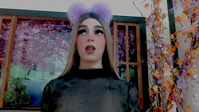 Snapshot of Maddye_Fox chatting on February 11, 6:46 pm Maddye Fox online show from February 11, 6:46 pm