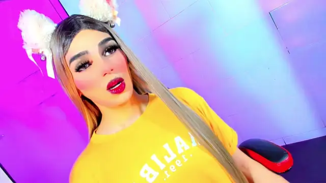 Snapshot of Maddye_Fox chatting on March 3, 7:09 pm Maddye Fox online show from March 3, 7:09 pm