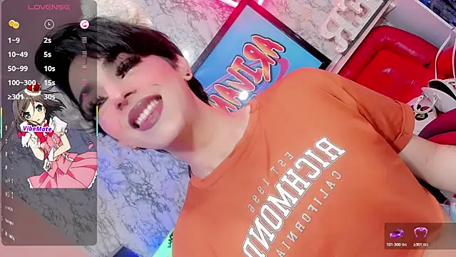 Snapshot of Maddye_Fox chatting on March 27, 7:02 pm Maddye Fox online show from March 27, 7:02 pm