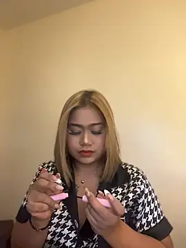 vien pussy69 online show from July 5, 3:30 pm