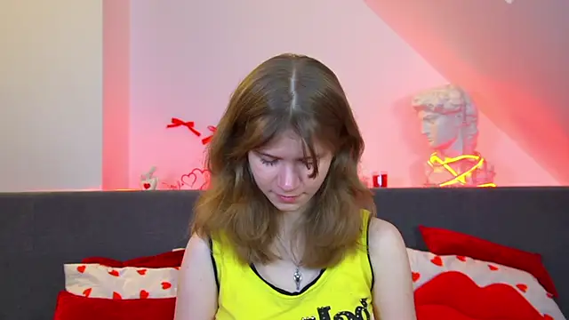 Snapshot of MilaMaelis chatting on March 11, 6:36 pm MilaMaelis online show from March 11, 6:36 pm