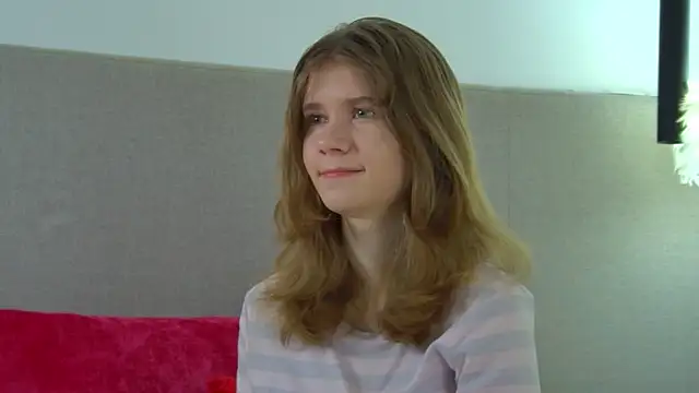 Snapshot of MilaMaelis chatting on March 29, 6:24 am MilaMaelis online show from March 29, 6:24 am