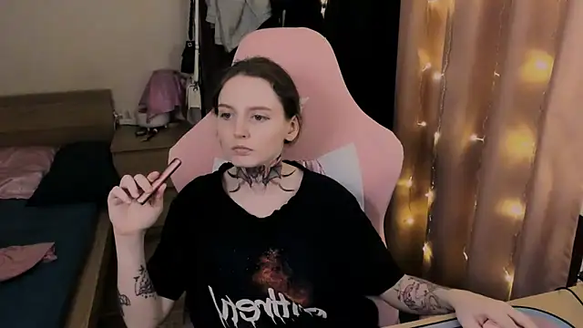 Snapshot of Onyxix chatting on March 30, 8:43 pm Onyxix online show from March 30, 8:43 pm