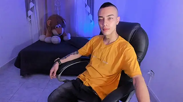 Dereck Boy  online show from February 10, 2:04 am