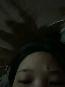 Snapshot of Suzu_xx01 chatting on March 1, 3:47 pm Suzu xx01 online show from March 1, 3:47 pm