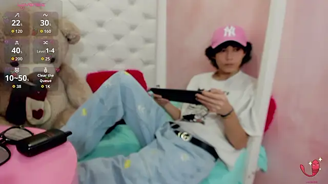 thanier 18 online show from February 13, 7:32 pm