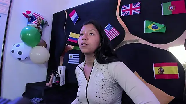 Vaneline2 online show from June 23, 2:37 pm