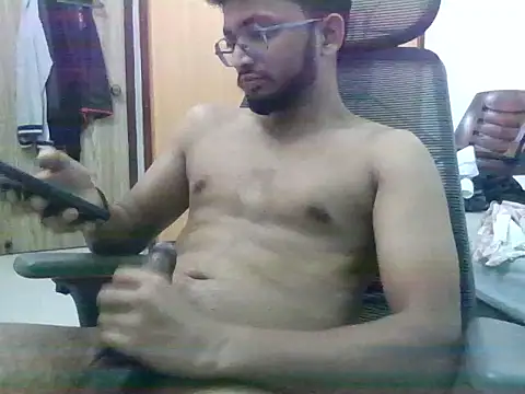 rameshvaran64 online show from February 5, 7:29 pm