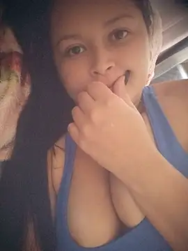 brunaahot online show from June 16, 6:10 pm