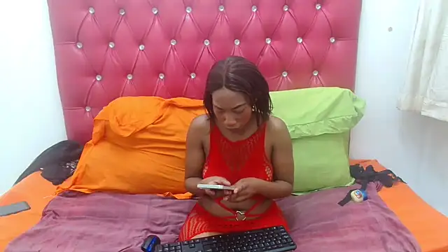 ExoticLenny32 online show from February 15, 12:25 pm