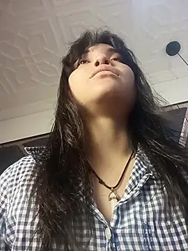 Snapshot of Maggyx chatting on May 22, 1:17 pm Maggyx online show from May 22, 1:17 pm