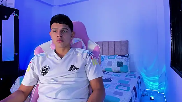 Snapshot of Adrian_Prime_ chatting on March 9, 7:07 pm Adrian Prime online show from March 9, 7:07 pm