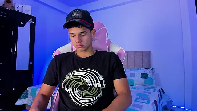 Snapshot of Adrian_Prime_ chatting on March 14, 6:35 pm Adrian Prime online show from March 14, 6:35 pm