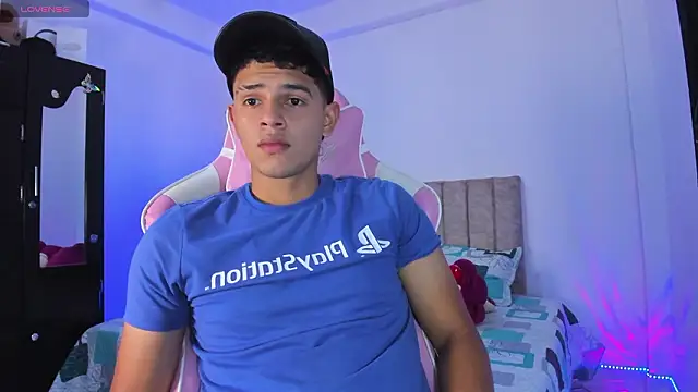 Snapshot of Adrian_Prime_ chatting on March 20, 7:41 pm Adrian Prime online show from March 20, 7:41 pm