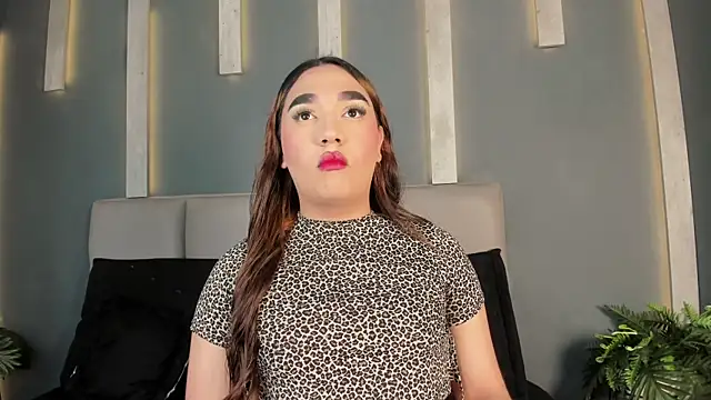 TSExoticFuck online show from February 14, 7:32 pm