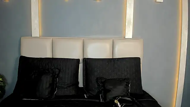 TSExoticFuck online show from March 27, 8:08 pm