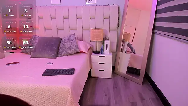 Snapshot of Dulce_M_ chatting on March 14, 10:42 am Dulce M online show from March 14, 10:42 am