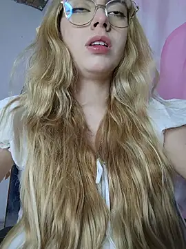 Snapshot of isaneptuneuwu chatting on March 9, 1:42 am isaneptuneuwu online show from March 9, 1:42 am