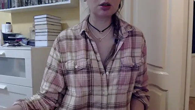 Tasiya online show from February 4, 4:13 pm