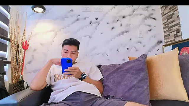 Max Hornye online show from February 26, 6:40 pm