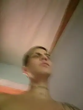 paul-mendezx online show from April 15, 4:14 pm