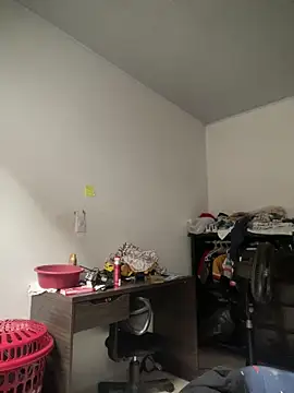 lalohot 04 online show from February 11, 9:31 pm