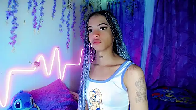 DahliaGill online show from July 3, 4:52 am