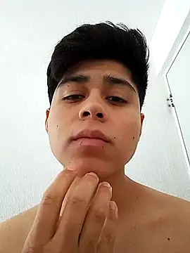 dark0p12 online show from February 5, 7:07 pm