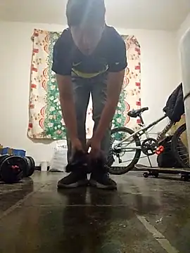 dark0p12 online show from February 10, 6:17 am