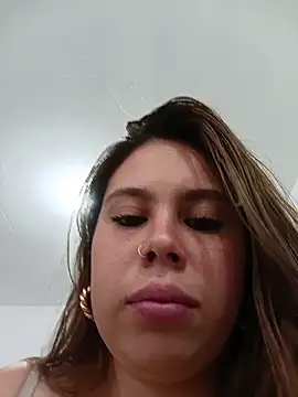 Snapshot of Rouse_24_ chatting on April 16, 9:39 pm Rouse 24 online show from April 16, 9:39 pm